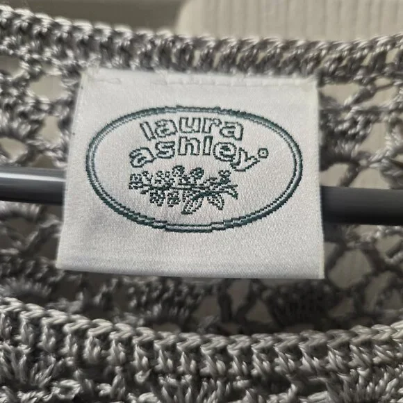 Vintage Laura Ashley Crochet Sleeveless Beaded Overlay Blouse Top (Small) NWOT - Picture 7 of 7